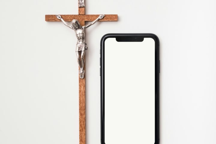 handphone cross